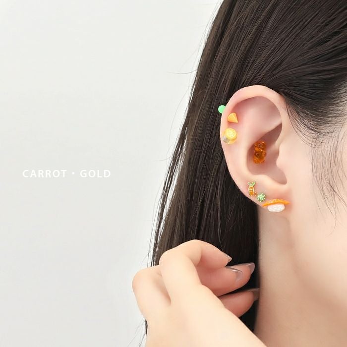 稀少❤︎❤︎グレーオパール大粒ピアスりんもこ様ご参考 うさぎとにんじんピアス｜ボディピアス凛【公式】