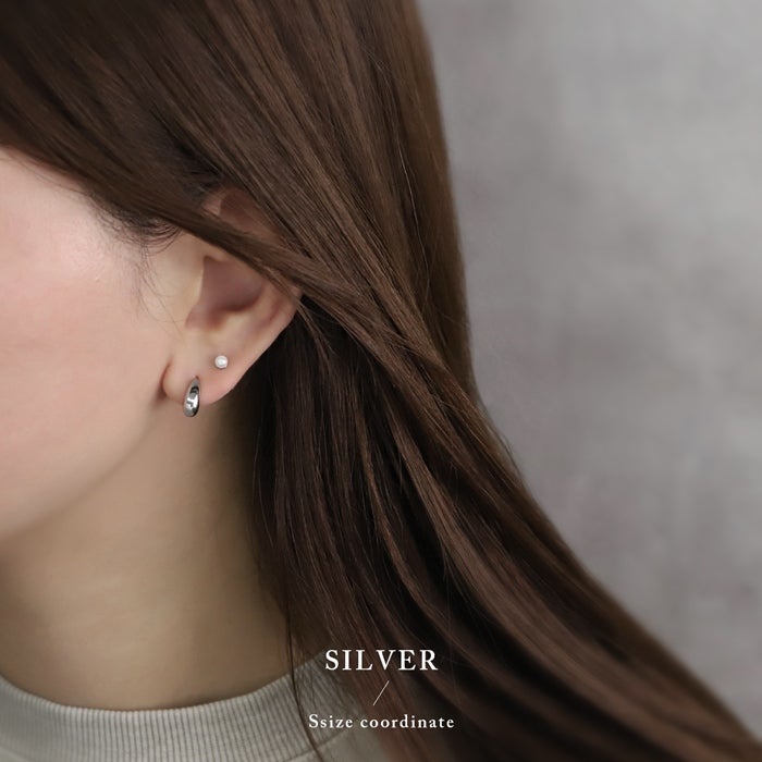 軟骨ピアス 16G 18G ティアドロップ 雫 ドロップ 金属アレルギー対応 