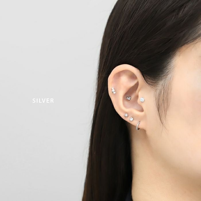 16G 軟骨ピアス パール 真珠 3連 上品 フェミニン 大人カワイイ